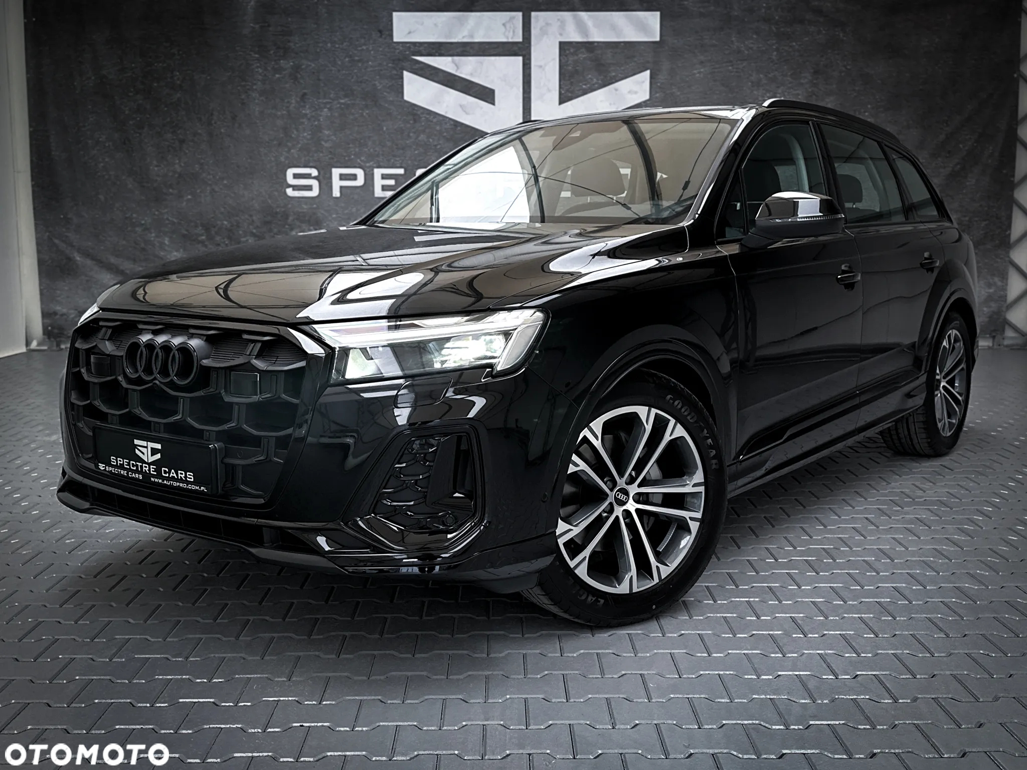 Audi Q7 - 6