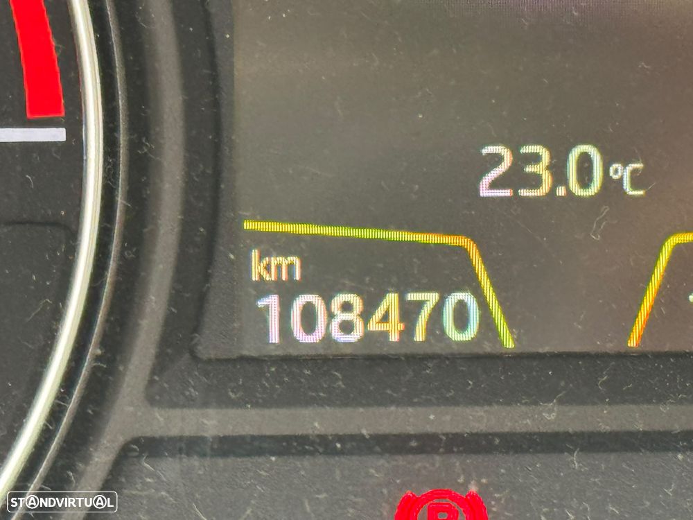 SEAT Ateca 1.6 TDI ECOMOTIVE Reference — fotografia 5