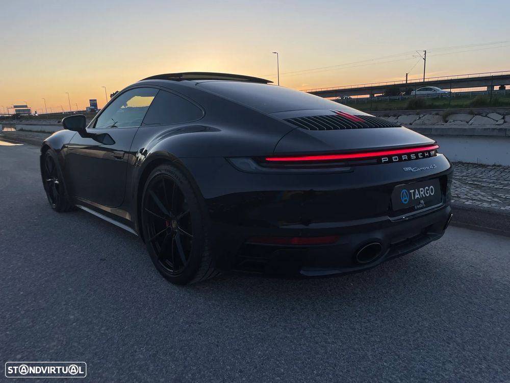 Porsche 911 (992) Carrera 4S PDK - 8
