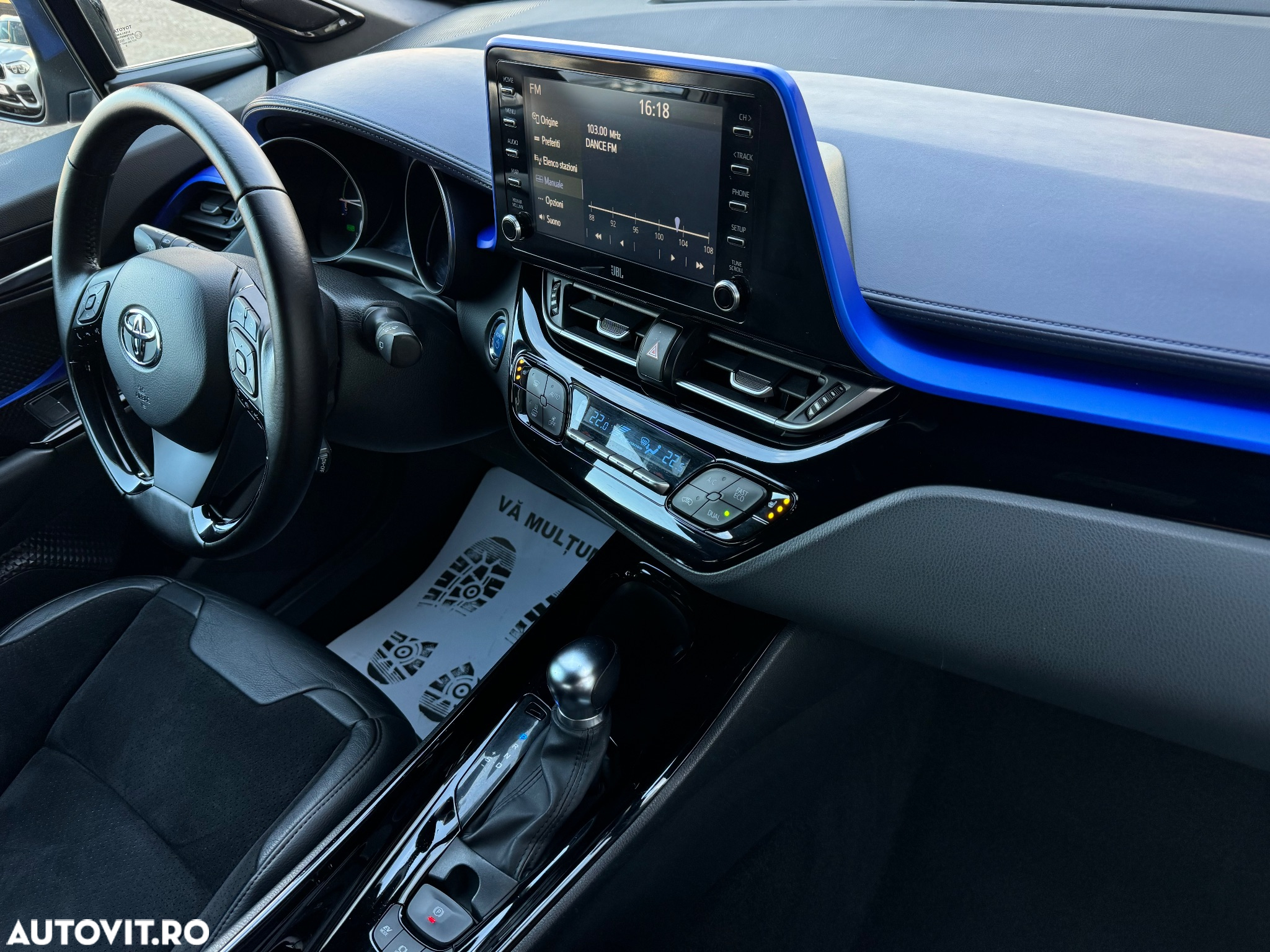 Toyota C-HR 2.0 HSD 184 CP 4x2 CVT C-ult Style bi-tone - 22