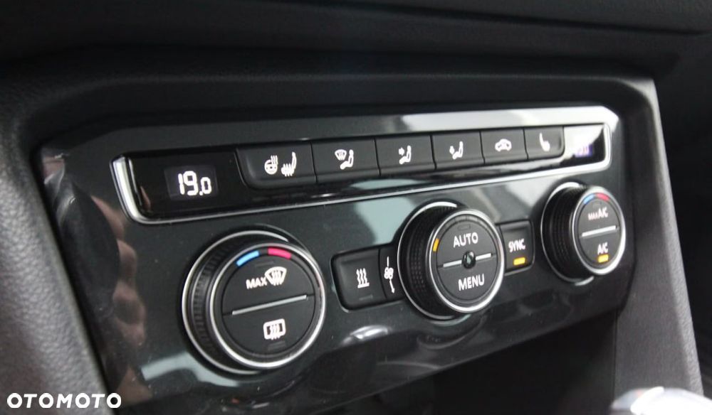 Volkswagen Tiguan 2,0 TSI OPF 4Motion DSG R-Line - 17