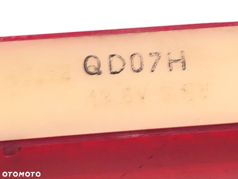 LAMPA ŚWIATŁO STOP  MITSUBISHI OUTLANDER I (CU_W) 2001 - 2008 2.0 (CU2W) 100 kW [136 KM] benzyna - 4