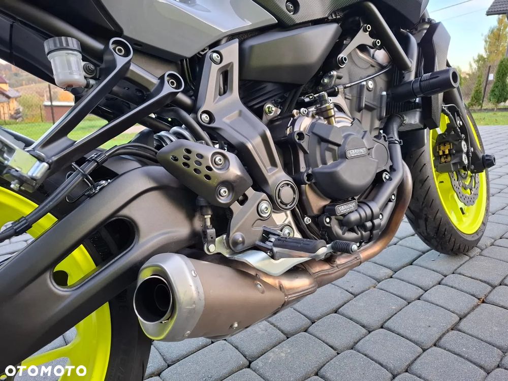 Yamaha MT - 5