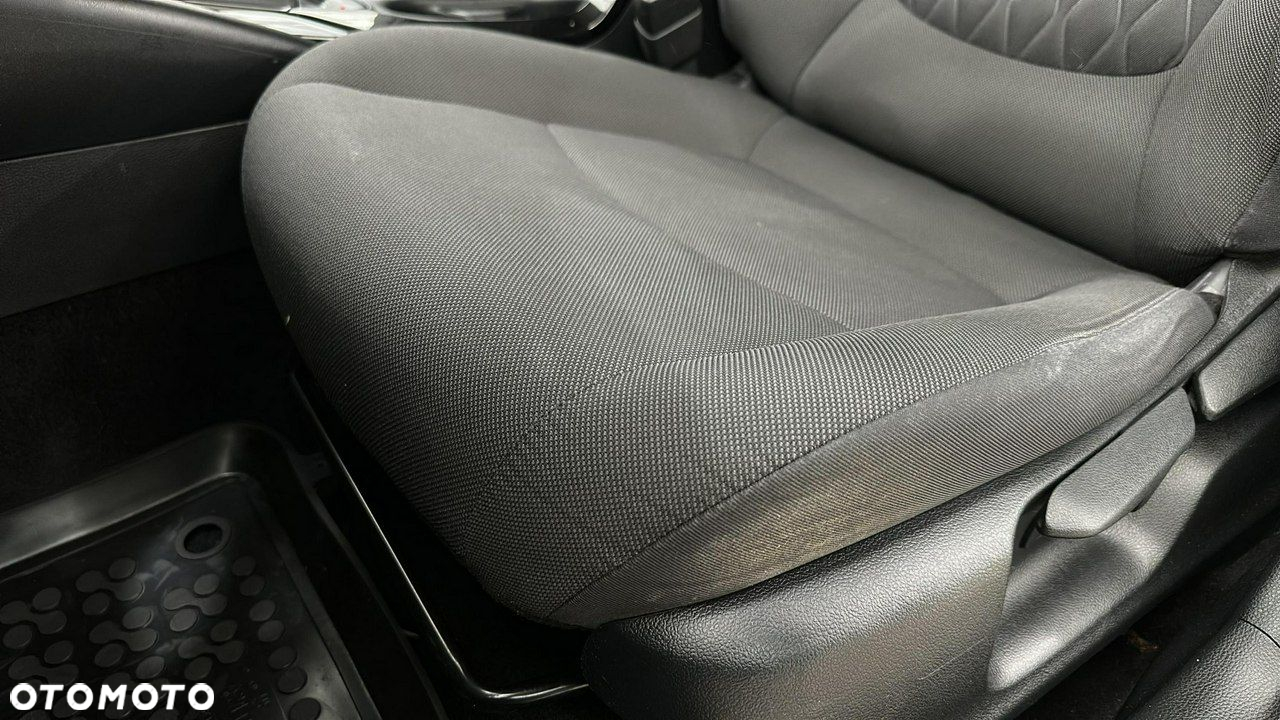 Toyota Corolla 1.8 Hybrid Active - 15