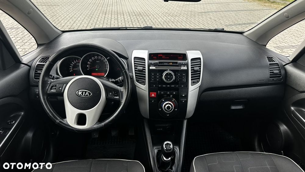Kia Venga 1.4 CVVT Dream Team Edition - 16