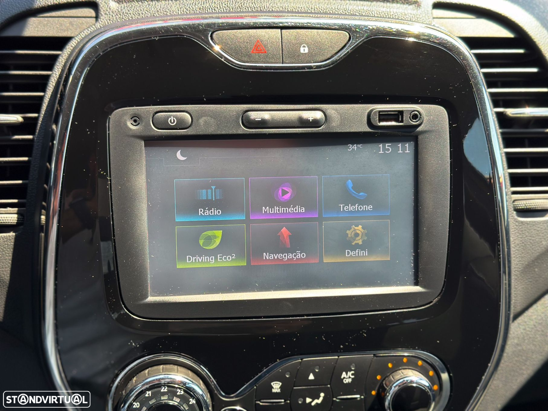 Renault Captur 1.5 dCi EDC - 16