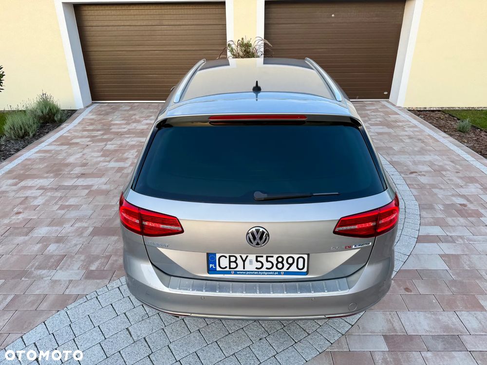 Volkswagen Passat 2.0 TDI BMT Highline DSG - 11