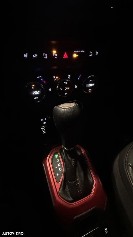 Jeep Renegade 2.0 M-Jet 4x4 AT Trailhawk - 8