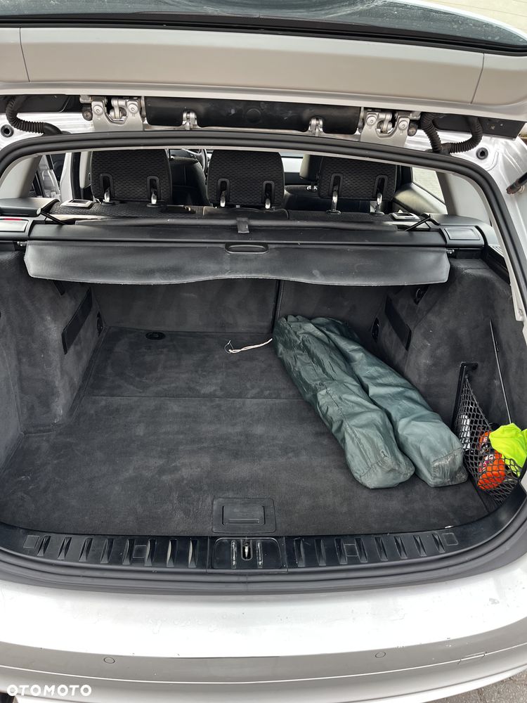 BMW Seria 3 320i - 10