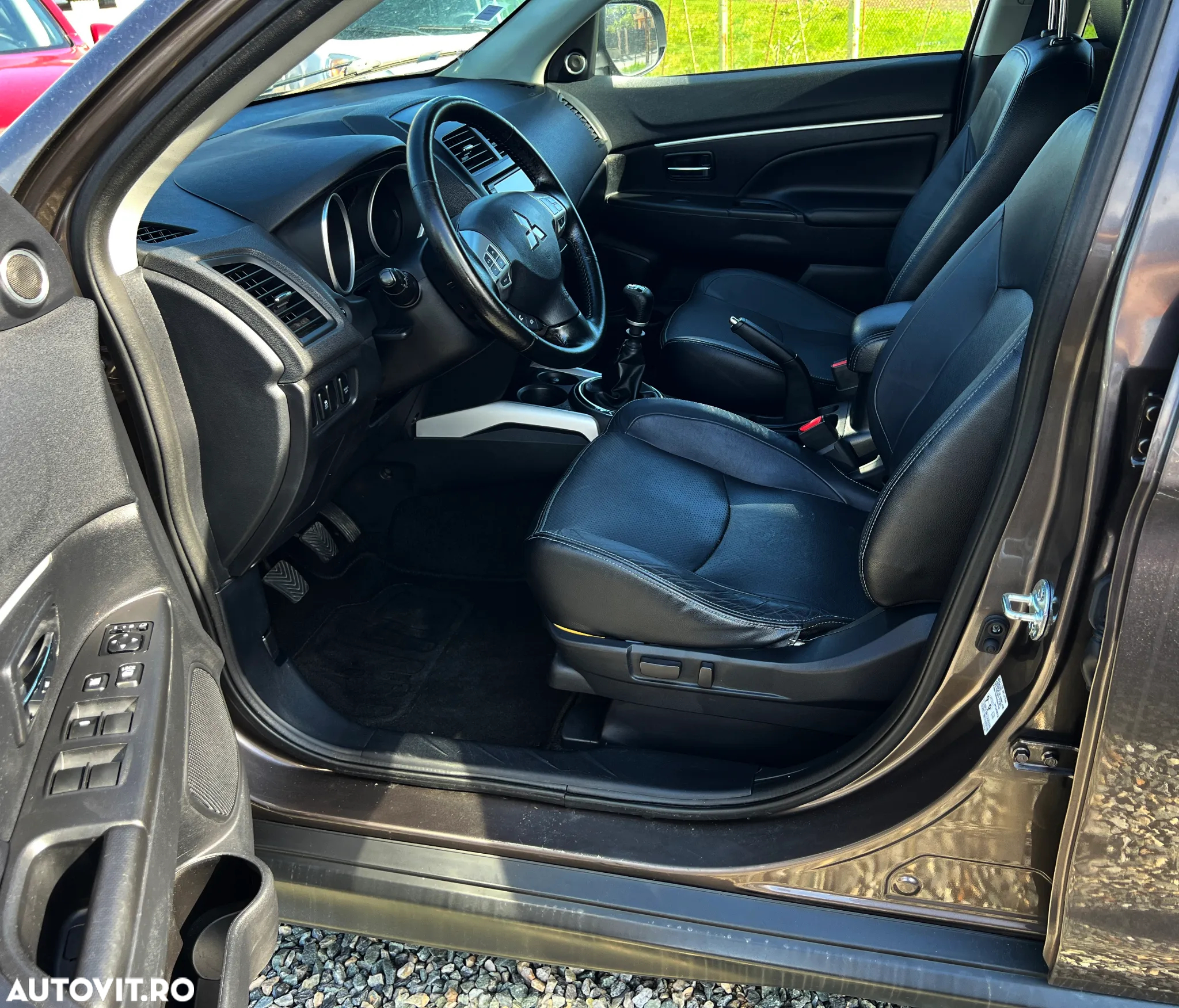 Mitsubishi ASX 1.8 DI-D 4WD Instyle - 13