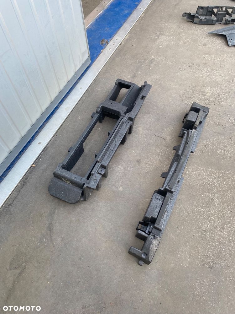 RENAULT CAPTUR 2 II ORYGINALNY !!! WLOT  KIEROWNICA POWIETRZA  Łapacz telewizor ekran  obudowa wypełnienie pianka styropian pas 626531089R + absorber styropianowy 620907296R pod zderzak zderzaka - 6