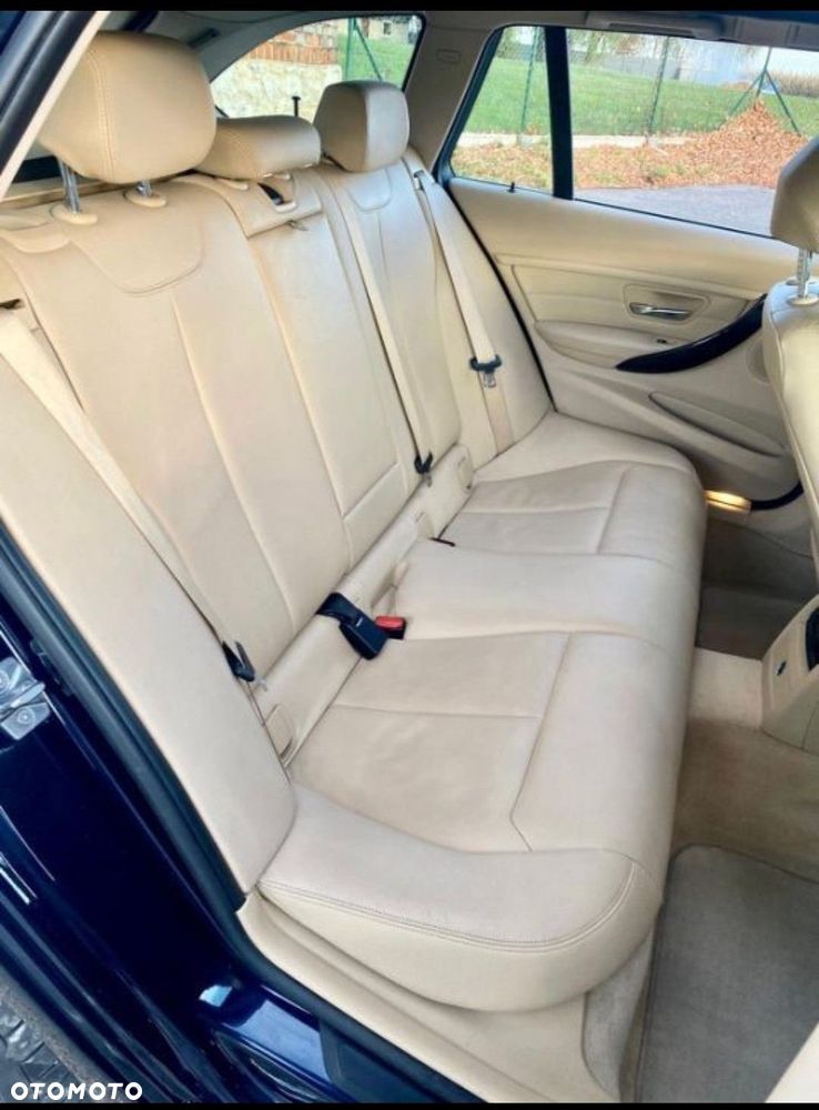 BMW Seria 3 - 22