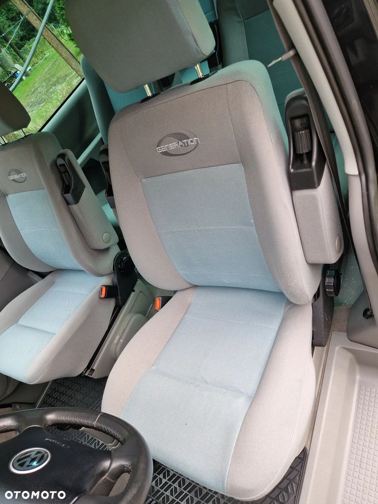 Volkswagen Multivan TDI - 16