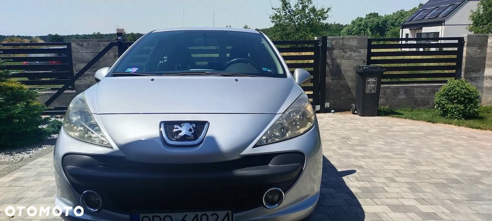 Peugeot 207 - 2