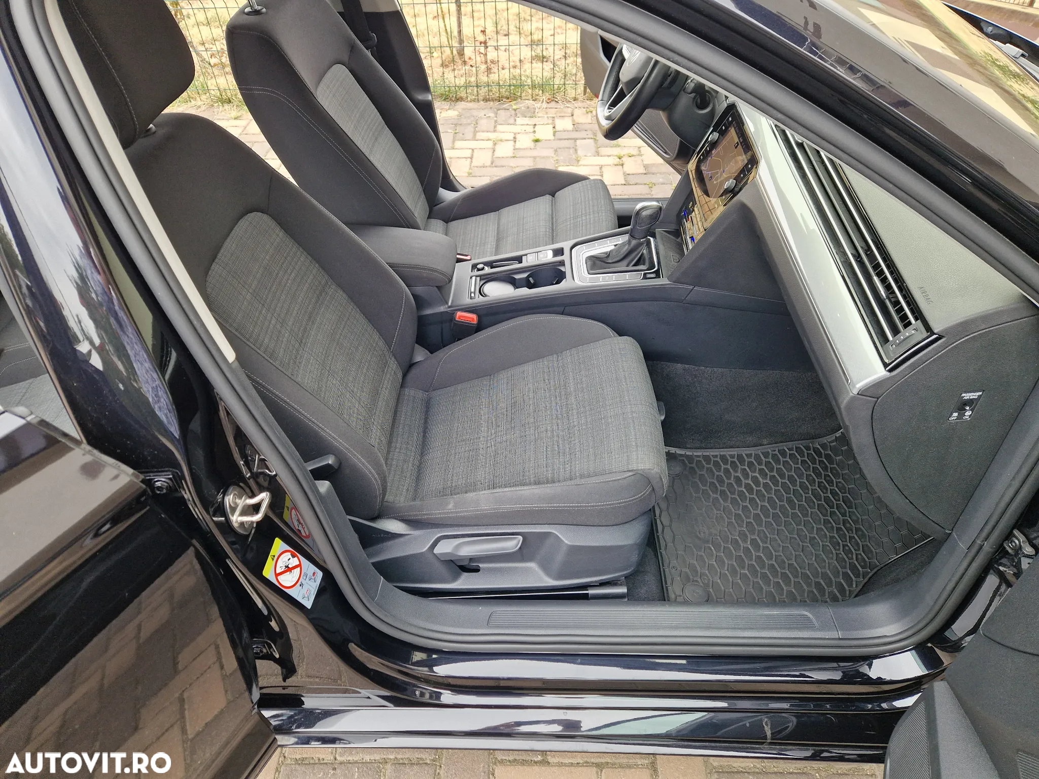Volkswagen Passat 2.0 TDI DSG Comfortline - 10