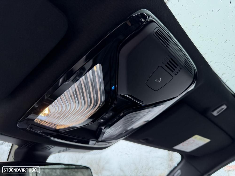 BMW 530 e Pack 50 anos M - 24