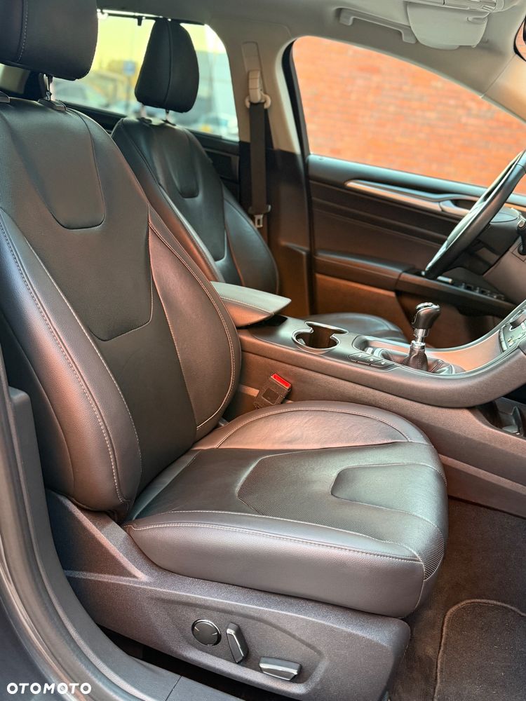 Ford Mondeo Turnier 2.0 TDCi Start-Stopp Titanium - 24