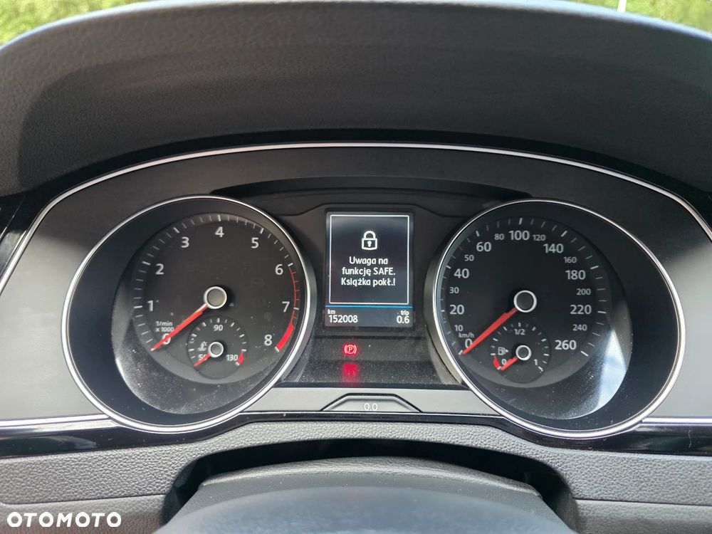 Volkswagen Passat 1.5 TSI EVO Business DSG - 23