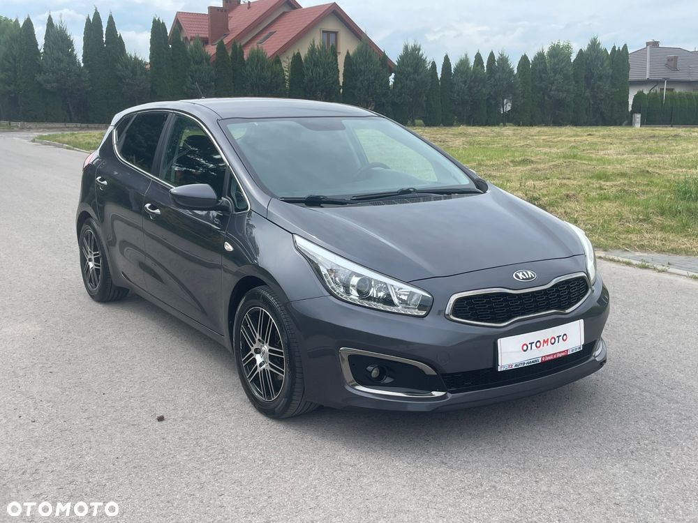 Kia Ceed 1.4 CVVT Vision - 32