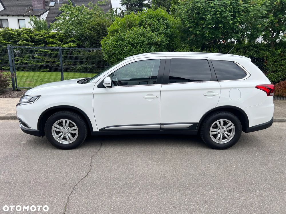 Mitsubishi Outlander - 5