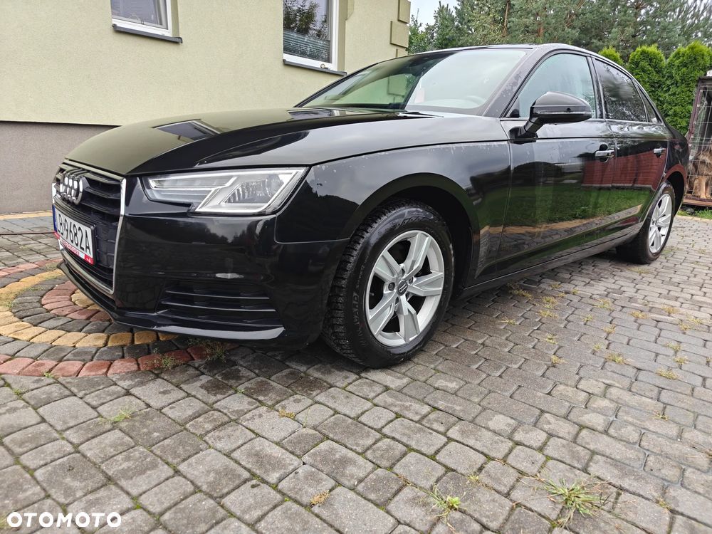 Audi A4 Limousine - 9