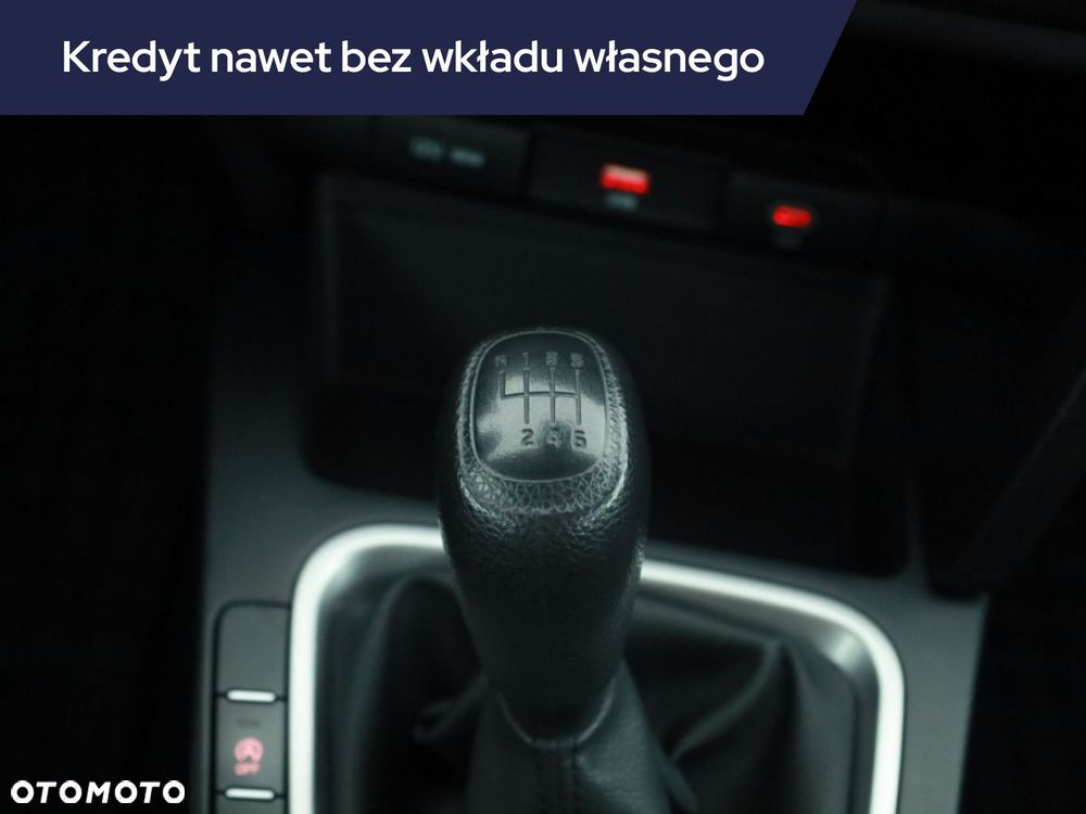 Kia Ceed - 11