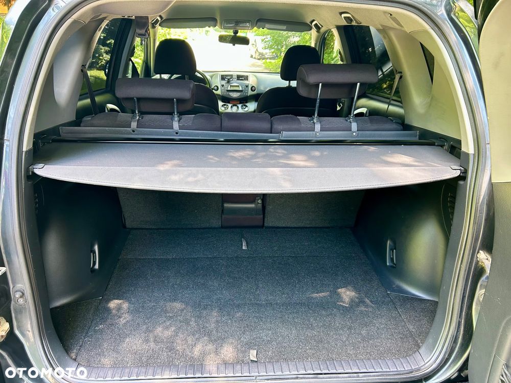Toyota RAV4 2.0 4x4 Sol - 21