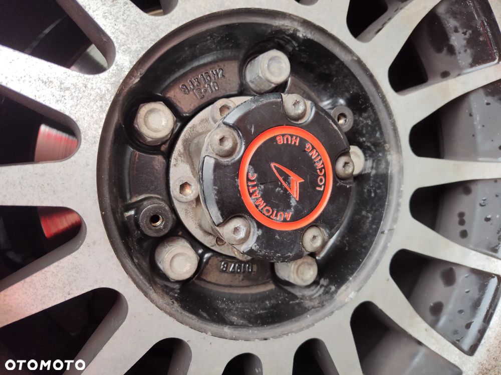 Daihatsu Feroza - 31