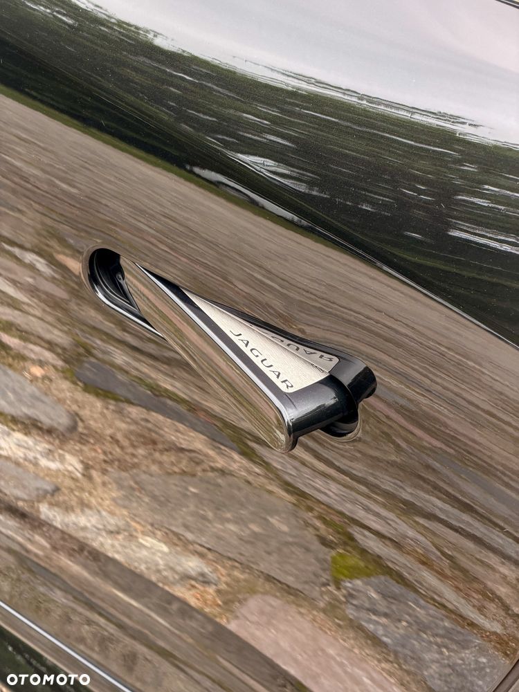 Jaguar F-Type AWD R-Dynamic - 40