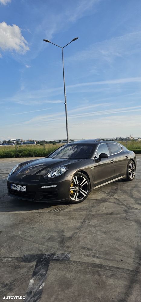 Porsche Panamera 3.0 PDK 4S - 1