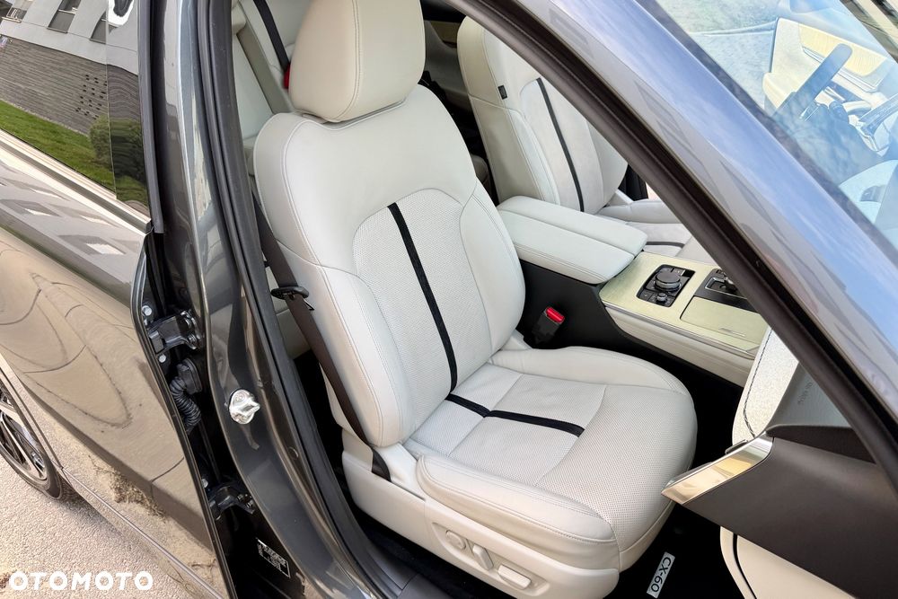 Mazda CX-60 2.5 PHEV Takumi AWD - 16