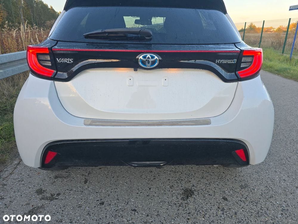 Toyota Yaris Hybrid 1.5 Executive - 12