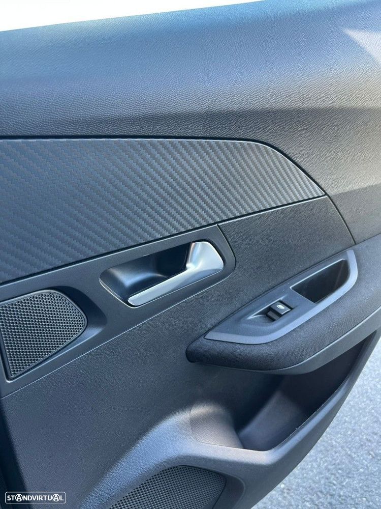 Peugeot 2008 1.2 PureTech Active - 11