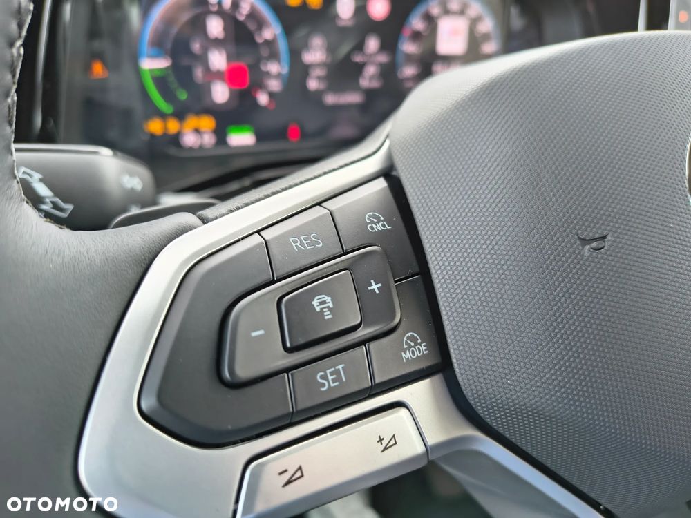 Volkswagen Multivan 1.5 eHybrid PHEV 180kW 4Motion L2 Life DSG - 7