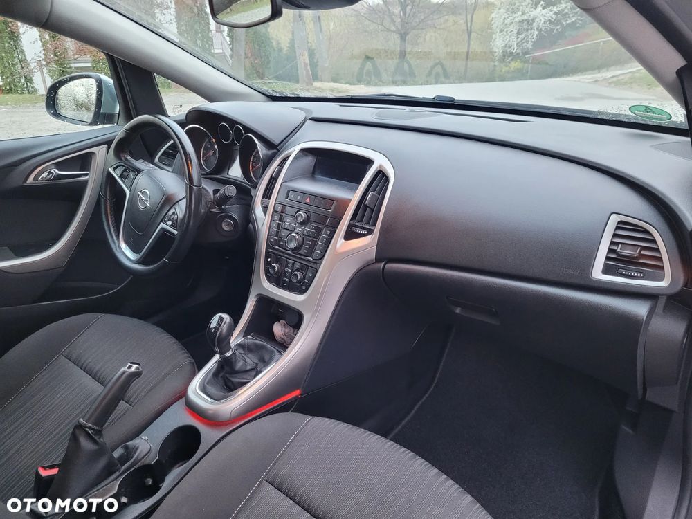 Opel Astra 1.6 Innovation - 8