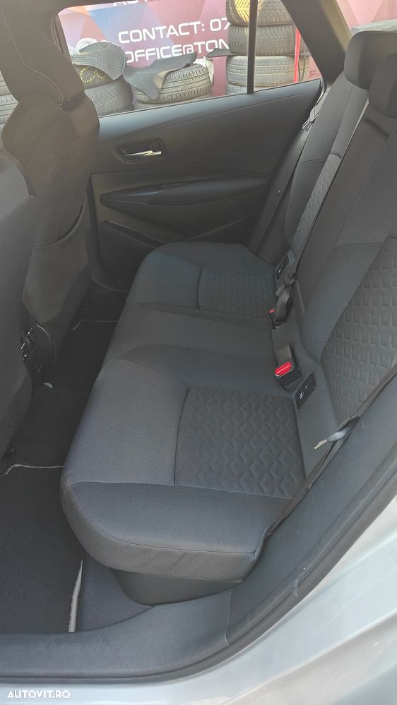 Toyota Corolla 1.8 HSD Business - 7