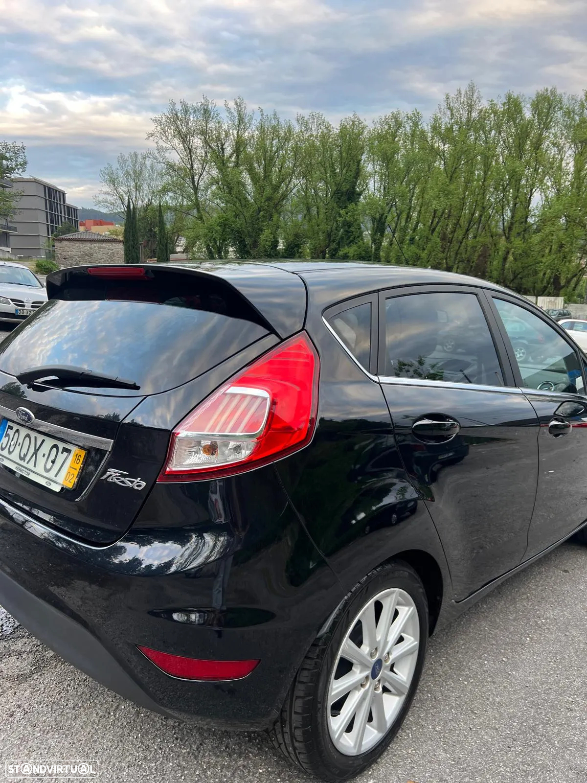 Ford Fiesta 1.0 Ti-VCT Titanium - 17