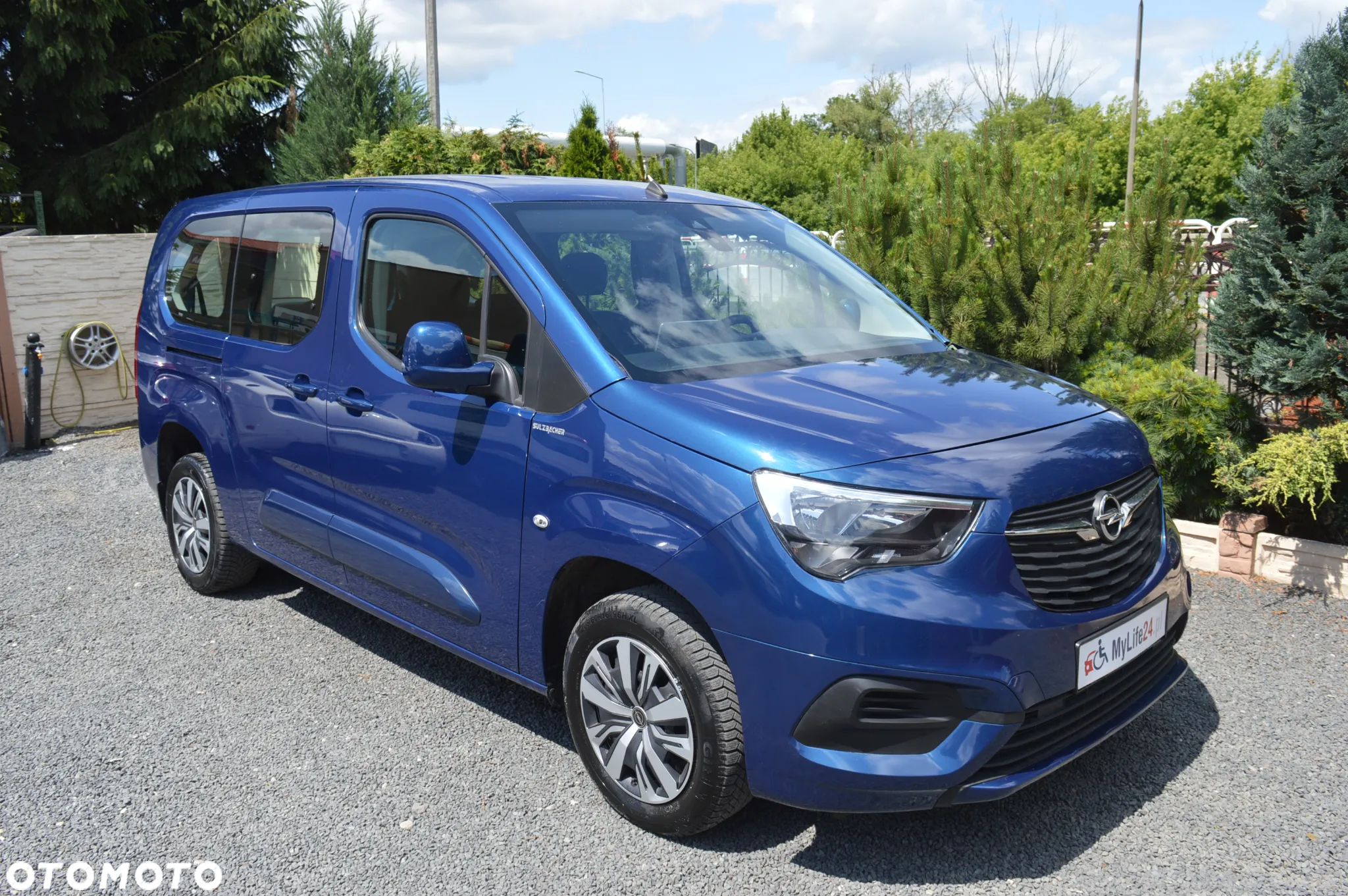 Opel Combo Life XL 1.2 Turbo Essentia S&S - 15