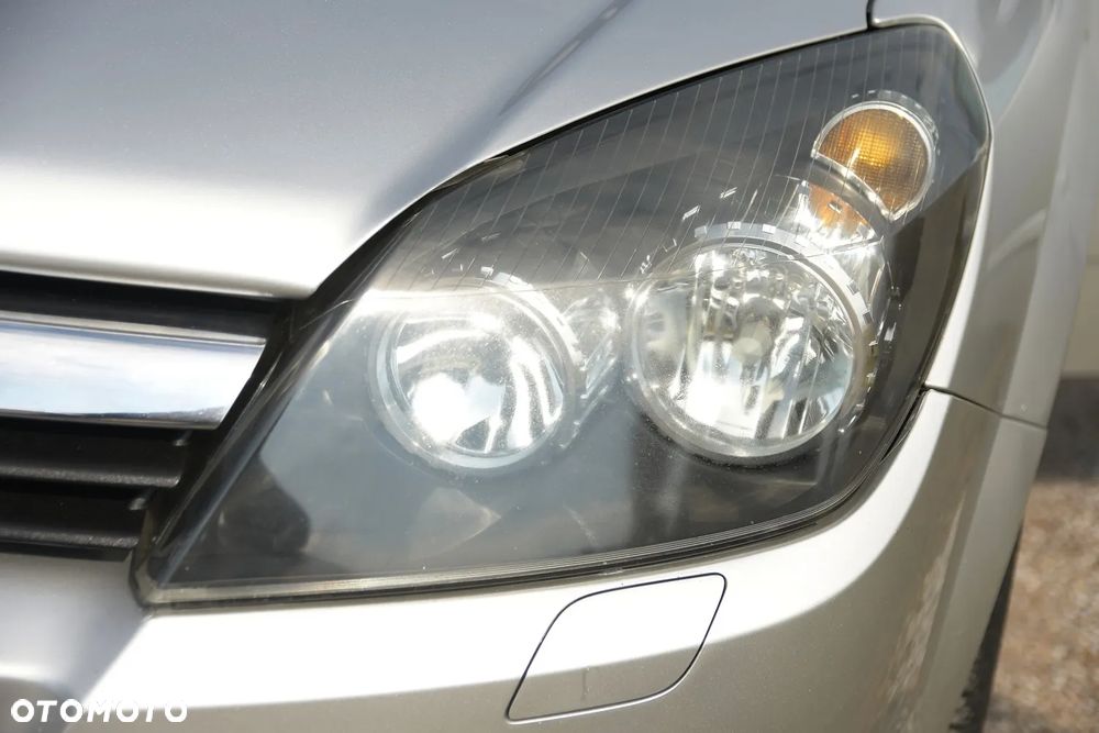 Opel Astra - 38