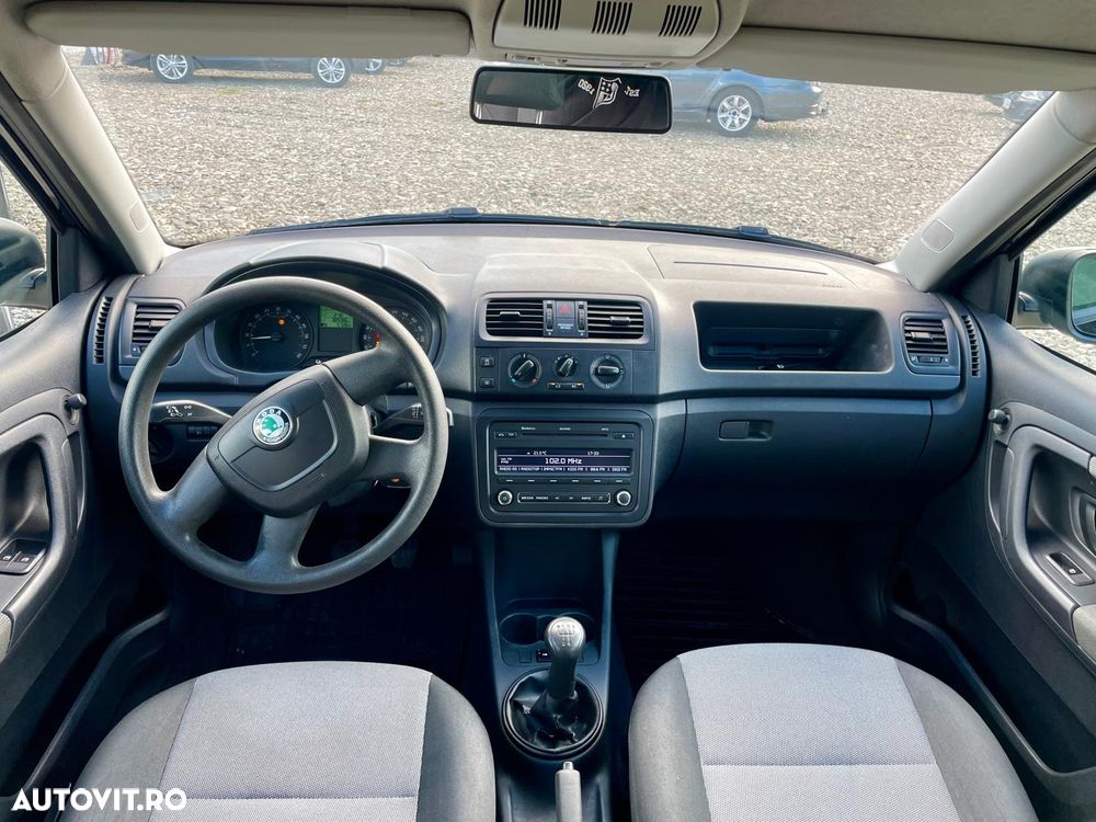 SKODA Fabia 2012 — imagine 10