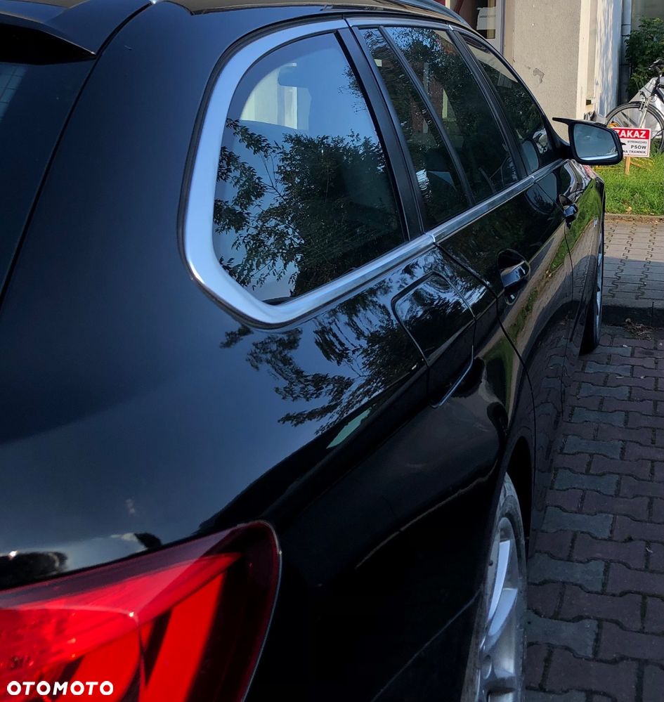 BMW Seria 5 525d Touring - 18
