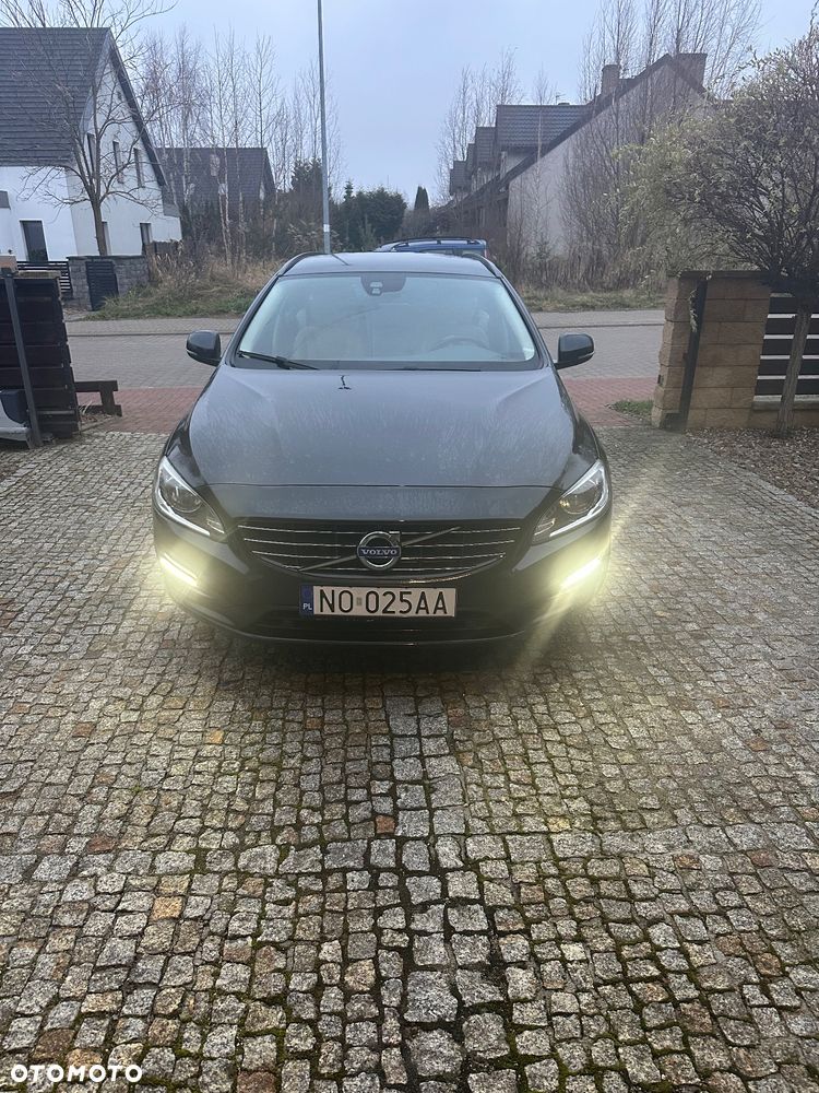 Volvo V60 D4 Drive-E Summum - 2