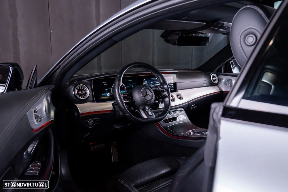 Mercedes-Benz E 53 AMG 4Matic+ - 32