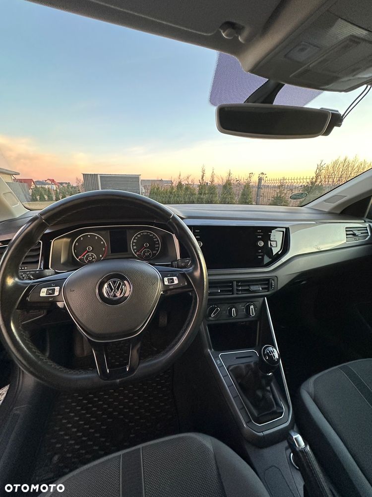 Volkswagen Polo - 9