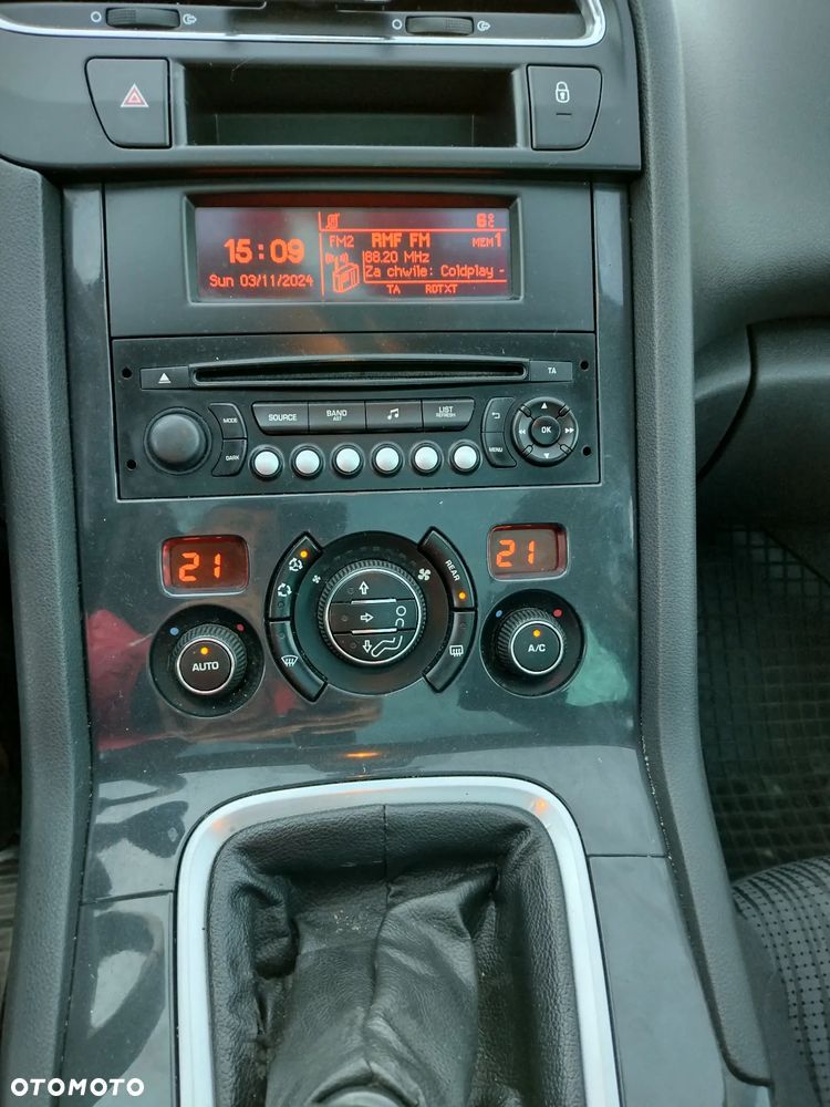 Peugeot 5008 1.6 HDi Active 7os - 38