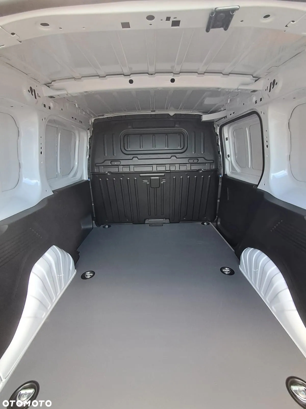 Toyota Proace City - 17