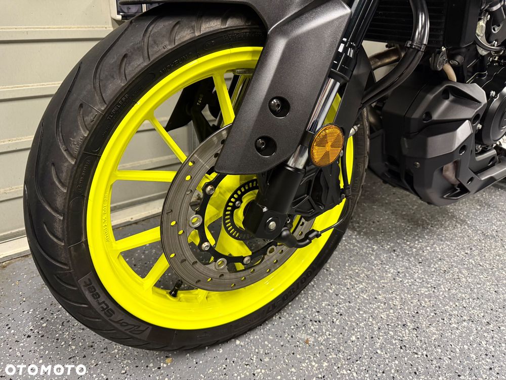 Yamaha MT - 15