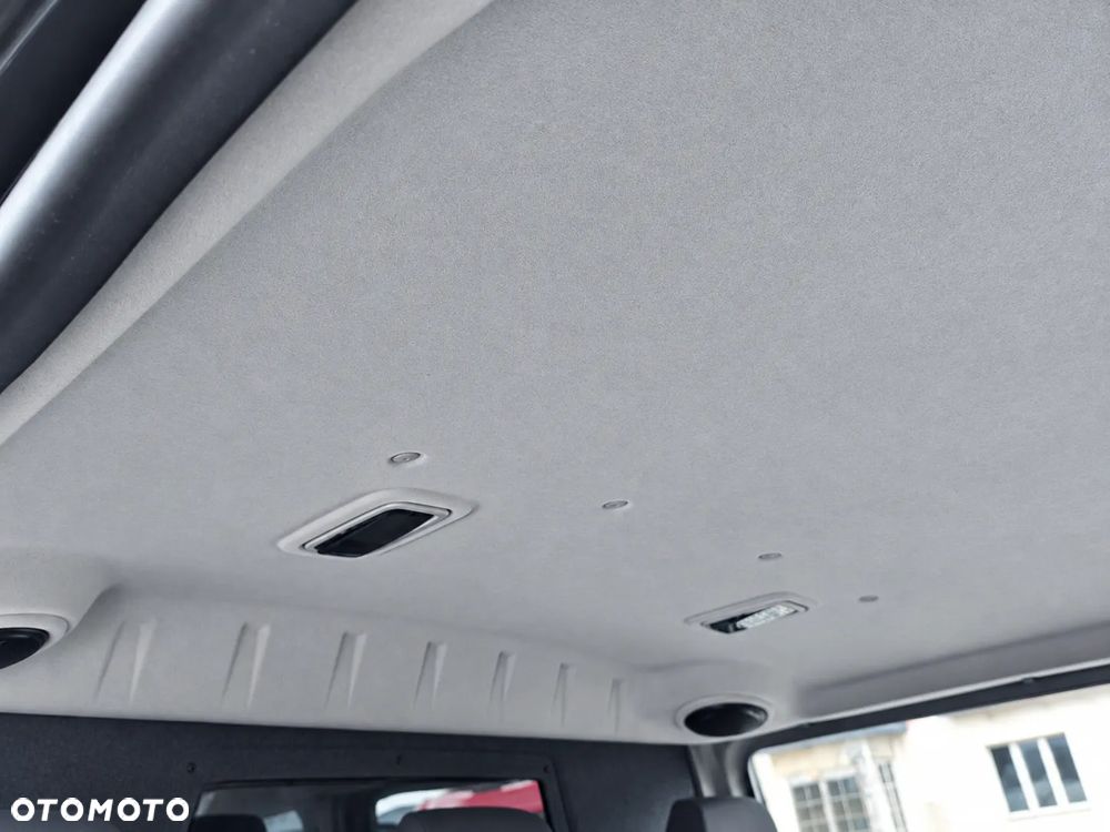 Volkswagen Transporter - 16