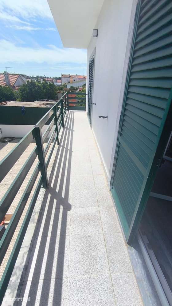Andar de Moradia T2  Cave com 93m2 - Grande imagem: 3/18