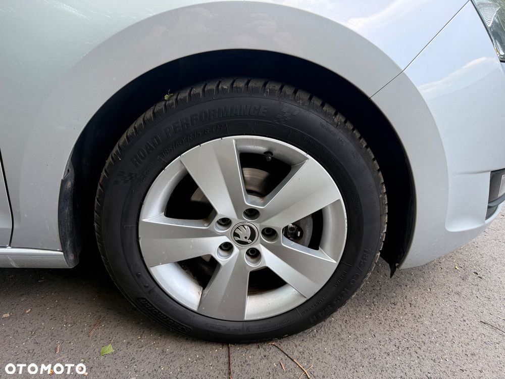 Skoda RAPID 1.0 TSI Ambition - 10